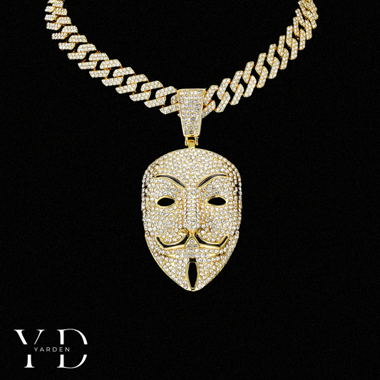 Pendant mask gold